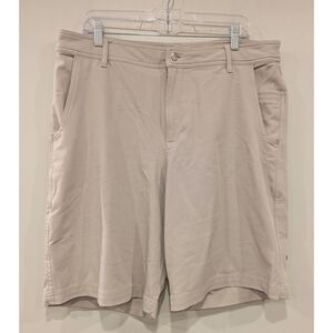 Lululemon ABC Short 9" Inseam in Light Tan Size 38